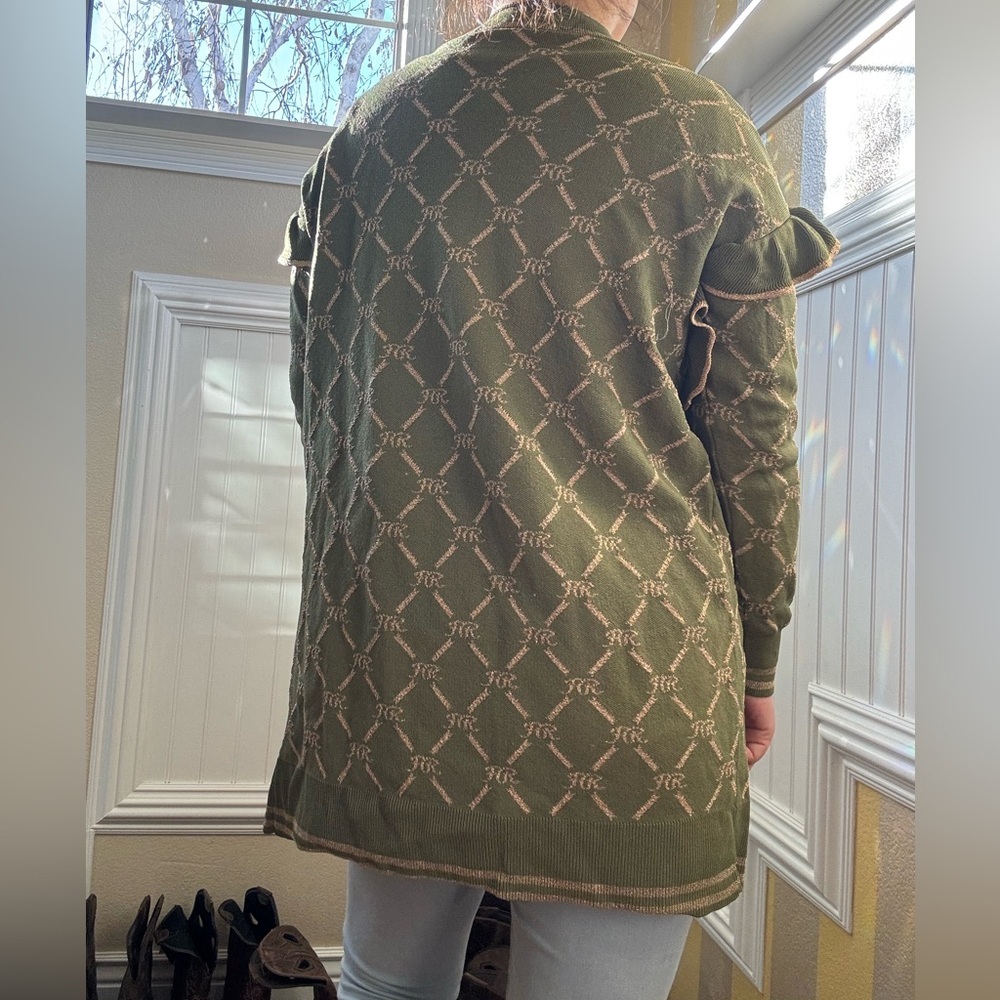 Stylish Olive Cardigan with Beige Ruffles - Picture 5 of 8